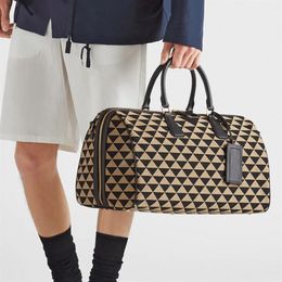 Symbole Embroidered Jacquard Fabric Travel Bags Designer Enamelled Metal Tote Zipper Closure Metal Feet Luggage Pouch Women Men Sho2756