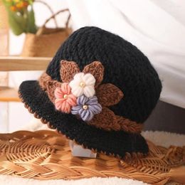 Berets Short Brim Fisherman Hat Windproof Stylish Women's Knitted Woolen Hats With Flower Decor Autumn For Fashionable