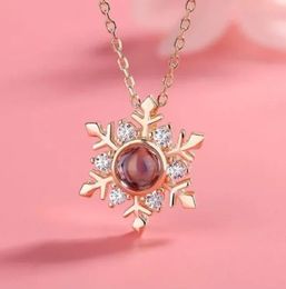 Necklaces Winter Snowflake Projection Necklace Customised Photos Intimate Gifts for Lovers and Family Members.