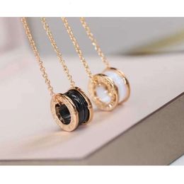 Designer Bvlgary pendant jewelry high version new black and white ceramic V gold thick plated 18K rose gold little red couple necklace clavicle pendant