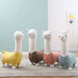 Fabricantes atacado banco pequeno assento de alpaca assento de alpaca de desenho animado Um banco de sapato na sala de estar