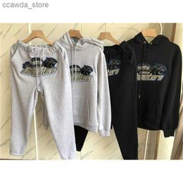 Men's Tracksuits Shooting Trapstar Ss New Gray Tiger Head Embroidered Towels Cotton High Quality Fleece Jacket with Hood Pants Q240123