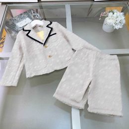 Popolare tute da bambino firmate Abito formale per bambini Taglia 90-160 Giacca a maniche lunghe e pantaloncini con risvolto ampio stampato con logo Jan20