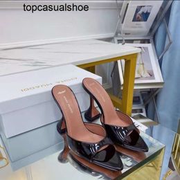 Amina muaddi Womens Heels Designers Sandals Heeled High Shoes Pointed Toesl Crysta Buckle Wedding Dress Heel Strap Genuine Leather Gyud