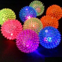 Cat Toys 1Pc Flashing Light Puppy Dog Pet Hedgehog Rubber Ball Bell Sound Fun Play Toy Led Squeaky Chewing Balls Drop Delivery Home Dhgtb