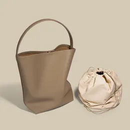 Evening Bags Luxury Leather Bucket Bag High-quality Women's Round Large Capacity One Shoulder Handbag