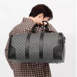 Top Quality 55cm Men Duffle Bag Travel Bags Hand Luggage PU Leather Handbags Large Suitcases creative 118270n