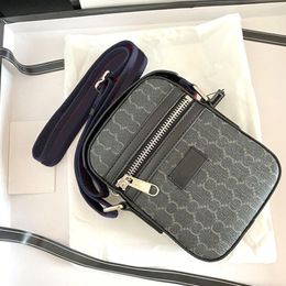 Fashion unisex mini shoulder bag wallet messenger bags designer classic dinner handbag men and women backpack coin purse332U