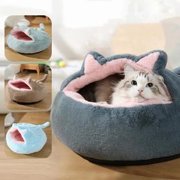 Carrier Soft Cat Bed Winter Warm Cat Sleeping Bag Semienclosed Cat Cave Nesk Small Dog Beds Kitten Lounger Cushion Pet Basket House