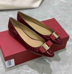 Ferragam Thick Classic Top-quality Heel Womens Bow Brand High Quality 100% Handmade Flat Bottom Pointed Shoes Size 35-40
