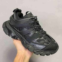 Designer Balencigs Fashion Casual Shoes Roller Skates Spring Paris Daddy 2024 Track3 Trend Retro High Sole Sports C AL7Z