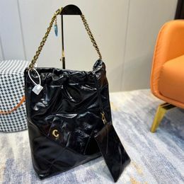 Luxuries Designers Women Bag Bags diamond pattern Gold Tone Metal chain Backpacks Designer glad trash bags 2022212m