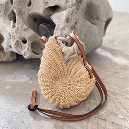 Top quality Conch Shell straw bags Hand weaving Tote Bag Coconut Fibre shoulder casual woman's Large capacity seaside Holiday2098