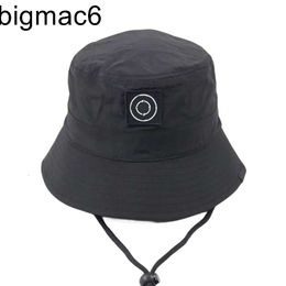 2024Hat Beanie Top Quality Man Bucket Hats Hat Mens Lace Up Designer Stone Womens Hiking Sport Cap Wide Brim Hip Hop Island Compass F44k#