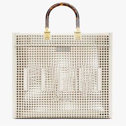 Shopping Bag Large Capacity Tote Bag Perforated Genuine leather Handbag Purse Hollow Out Lettering Removable Shoulder Strap High Q316O