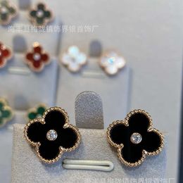 Van Clover High version thick gold electroplated 18K lucky clover diamond Fritillaria earrings simple fashionable flower earrings