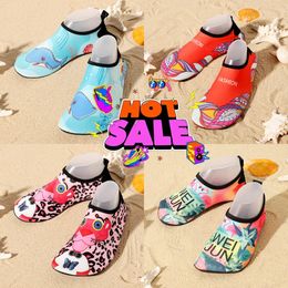 2024 Diving Shoes Women Men Beach Swimming Water Sport Socks Barefoot Mens Womens Sneaker Yoga Fitness Dance Swim Surfing Diving Snorkeling Shoe Eur 36-45