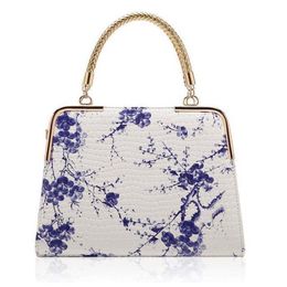 Fashion female package 2016 new style Chinese wind blue and white porcelain stone grain printing mirror bag ladies handbags277p