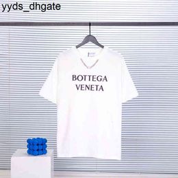 Botteg Venetas Classic Shirt Designer t Brand New Green Triangle Letter Necklace Short Sleeve Casual Men and Women Loose T-shirt P8ZF