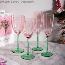 Wine Glasses Retro Crystal Glass Champagne Wine Glass High Value Mediaeval Cup Flower Light Luxury Gradient Colour Home Transparent Pink Goblet Q240124