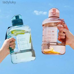 Water Bottles Cages 1.5L/2L Water Bottle with Handle Bpa Free Sport Bottle Kettle 1 Gallon Large Capacity with Straw Drink Waterbottle Bottle CupL240124