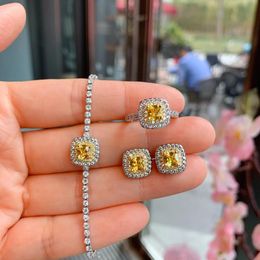 Sets Charms Square Yellow Topaz High Quality Ring Unusual Earrings Bracelet Set Women Bride Luxury Designer Jewellery Anniversary Gift