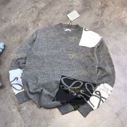 Damen-Designer-Strickpullover, graue Kapuzenpullover mit Crey-Ausschnitt, Jacquard-Strickoberteile