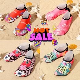 Unisex Water Mens Womens Shoes Swimming Diving Socks Summer Aqua Beach Sandal Flat Shoe Seaside Non-Slip Sneaker Socks Slipper Men Women Eur 36-45