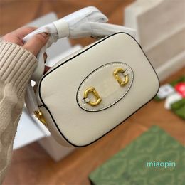 Famous designer's classic shoulder bag, popular women's lipstick portable crossbody handbag, dating, shopping, tourism, makeup bag, lady intellectual