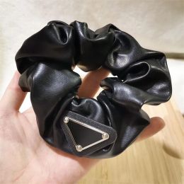 Fashion Designer Women Hair Rubber Bands Hairs Scrunchy Ring Clips Elastic Inverted Triangle Designers Sports Dance Scrunchie Hairband Pony Holder G241246PE-3