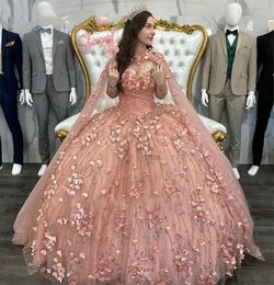 QuinceaneraドレスピンクスパンコールビーズBeadedD花のアップリケケープコルセットバックチュールカスタムスイートプリンセスページェントボールガウンベスティドス