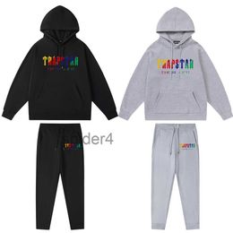 Trapstar Oversized Hoodie Mens Trapstar Tracksuit Designer Shirts Print Letter Luxury Black and White Grey Rainbow Color Summer Sports Fashion Cotton Cord T SSE4