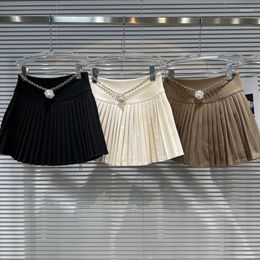 Skirts 2024 Autumn Collection Pearls Flower Waist Chain Woolen Short Mini Pleated Skirt Women GL862