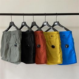 Pantaloncini da bagno estivi da uomo corti con una lente in nylon Moda streetwear Sport all'aria aperta Pantaloni casual da uomo Pantaloni sportivi 5 colori