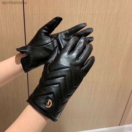 designer G Sports outdoor backpack Womens designer gloves men designer leather gloves Fashionable female gloves G Letters Winter Luxury Gloves Warm Woo ULCZ