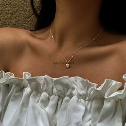 Pendant Necklaces Tiny Heart Pendant Necklace for Women Gift Glossy Simple Metal Bohemian Choker Necklaces Short Chain Trending Jewellery CollarL24