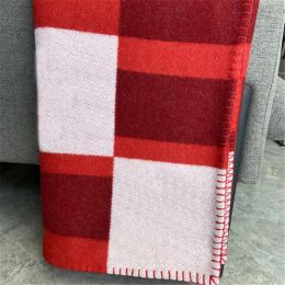 Top Designer Soft Letter Print Wool Blanket Winter Thick Warm Nap Sleep Shawls Office Car Sofa Blankets Portable Shawl