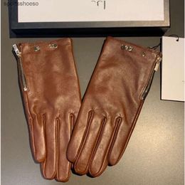 designer G Sports outdoor backpack Womens designer gloves men designer leather gloves Fashionable female gloves G Letters Winter Luxury Gloves Warm Woo VWYK