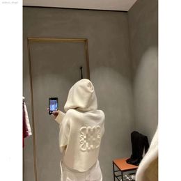 Spot LO Luo Jia 2023 Autunno / inverno Cappotto lavorato a maglia con cappuccio da donna nuovo con grande logo Double Sided Felpa con cappuccio corta