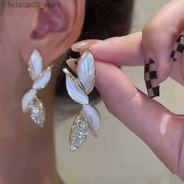 Stud Fashion Leaf Long Crystal Leaf Drop Earrings for Women Romantic Valentine's Day Anniversary Gift Bridal Wedding Party Jewellery Q240125