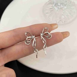 Stud Korean Style Ribbon Bow Silver Colour Drop Earrings Women Simple Design Wedding Party Gift Ear Studs Trendy Jewellery High Quality Q240125