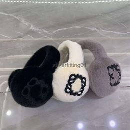 Fur Designer Ear Muffs Classic Winter Warm Plush Earmuffs Female Rabbit Fleece Ear Cover Luxury Brand Letter Designer Earmuff Hats Accessories 3 Colors 2312215D