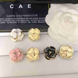 Stud Mixed Three Color Flower Earrings Summer Romantic Women Jewelry Classic Design Correct Earrings High Quality Gift Stud New Gold Earrings Wholesale Q240125