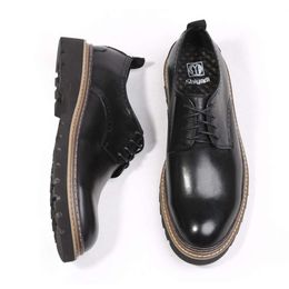 Italian Genuine Leather Mens Dress 2023 Autumn New Designer Handamde Comfortable Black Wedding Oxfords Social Shoes