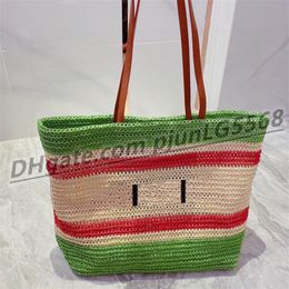 Celebrity runway model straw bag latest design simple and practical designer women's handbag 2021 wallet designed for young g301A