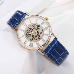 Hollow out gear non mechanical Roman scale leisure fashion quartz watch