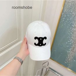 Designer Hat Mens Arc Luxury Men Classic Hats C Baseball hat for Baseball Women Caps Couple Sports Ball Cap Outdoor C-style Sunscreen Hat Celi hat A104