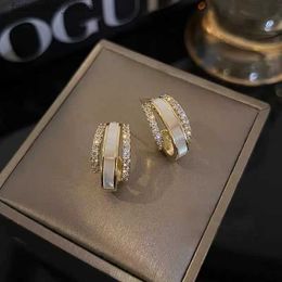 Stud New Fashion Trend Unique Design Elegant Delicate Double Hoop Shell Earrings Ladies High Jewellery Banquet Party Gift Wholesale Q240125