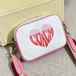 Pink Heart Leather Girl Small Square Shoulder Bag Fashion Colour Camera Bag Love Women Tote Purse Handbags Female Chain Top Handle 330P