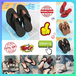 Free shipping Luxury Slide Designer Casual Platform Slides Slippers Men Woman wear-resistant super Light flip with bathroom Flat Beach sandals